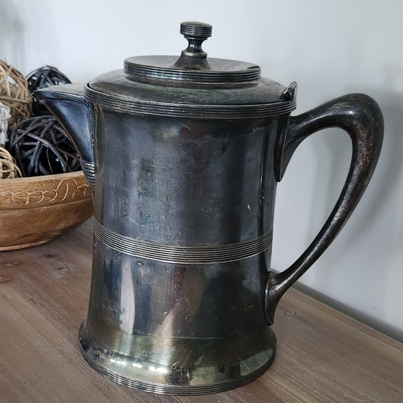 🫗Antique Eureka Quadruple Silver-Plated Engraved Pitcher – "B" Monogram Amazing - Picture 5 of 16